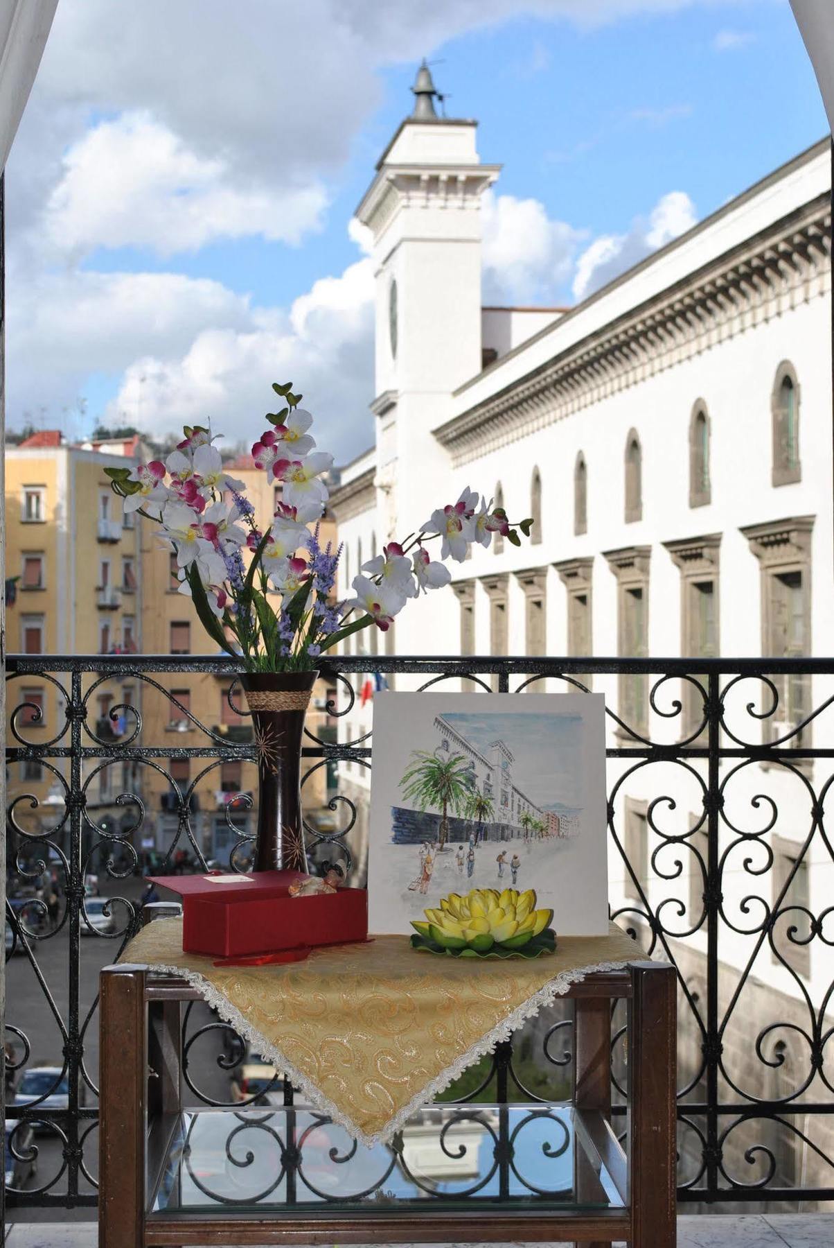 Bed & Breakfast A Castel Capuano Naples Exterior photo